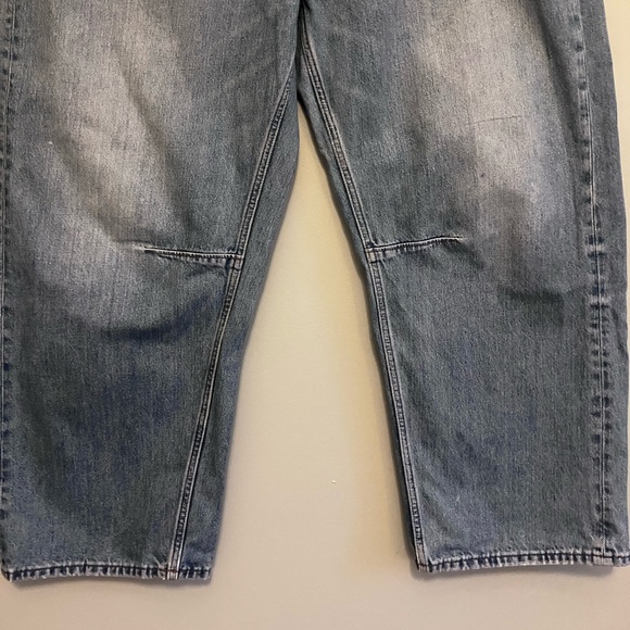 Madewell The Darted Barrel Leg Cropped High Rise Button Fly Jeans Size 32 - Picture 7 of 16